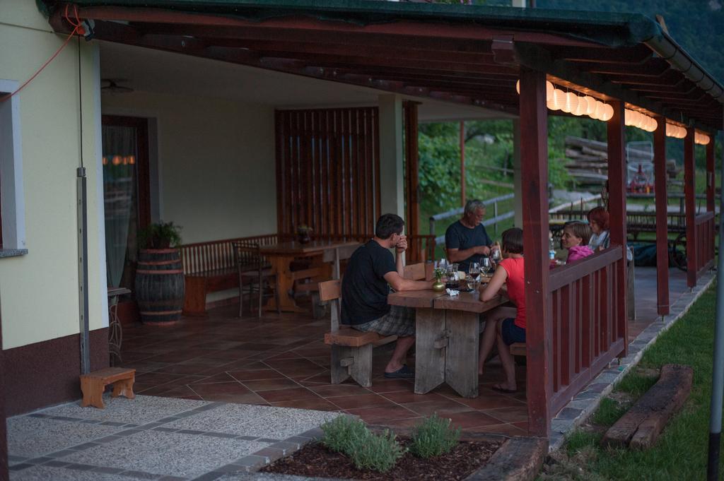 Вилла Tourist Farm Pri Kafolu Толмин Экстерьер фото