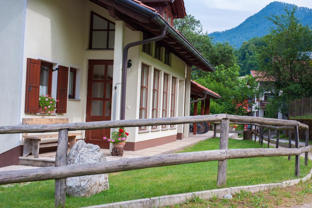 Вилла Tourist Farm Pri Kafolu Толмин Номер фото