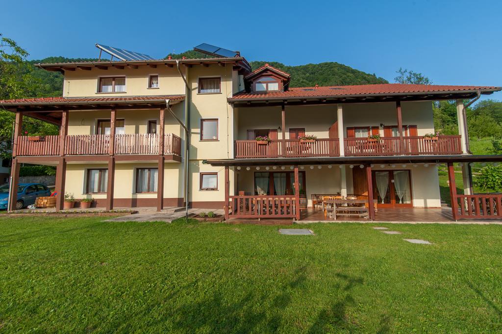 Вилла Tourist Farm Pri Kafolu Толмин Экстерьер фото