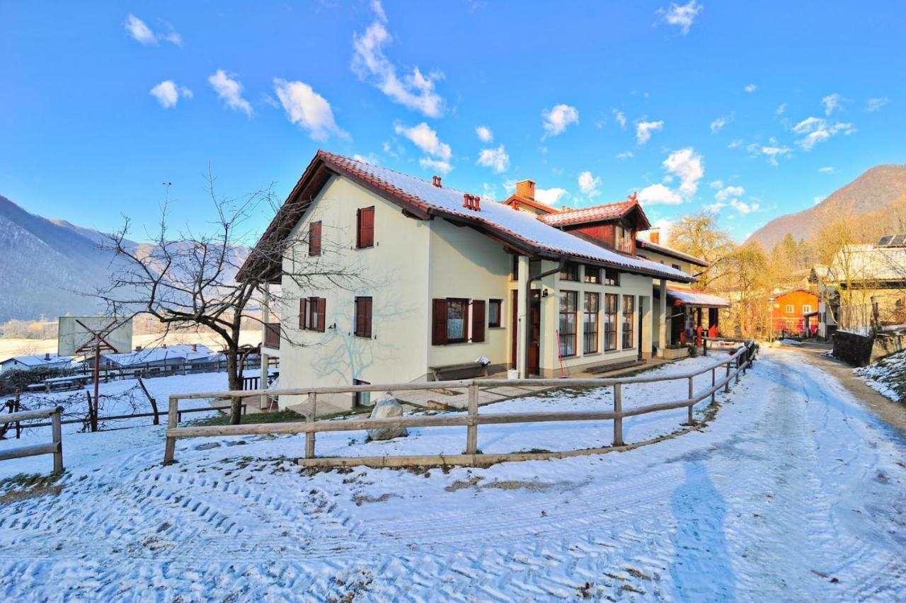 Вилла Tourist Farm Pri Kafolu Толмин Экстерьер фото
